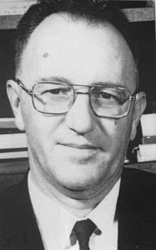 Inginer român, care, în perioada 1946-1951, a urmat cursurile Facultății de Electrotehnică din Timișoara. Își continuă cariera în cadrul Universității Politehnica Timișoara, predând la Facultatea de Mecanică cursuri de tehnologia sudării prin topire, optimizarea sudării și a proceselor de sudare, sudarea cu arcul electric. În 1970 a devenit director la Institutul de Sudură și Încercări de Materiale din Timișoara. A fost Membru Corespondent al Academiei Romane (din 1 martie 1974), respectiv titular (din 22 ianuarie 1990).